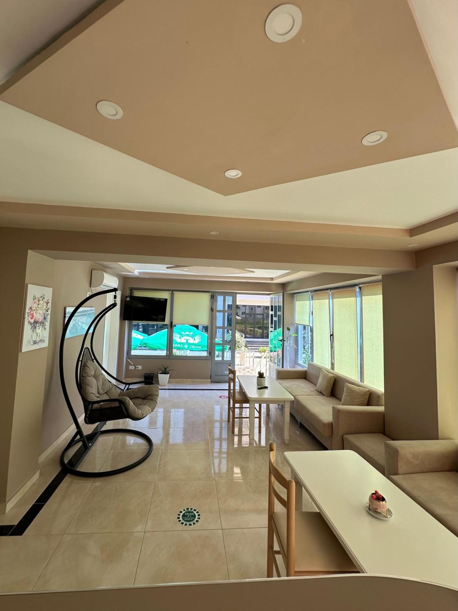 Deor Hotel Shengjin Exterior photo